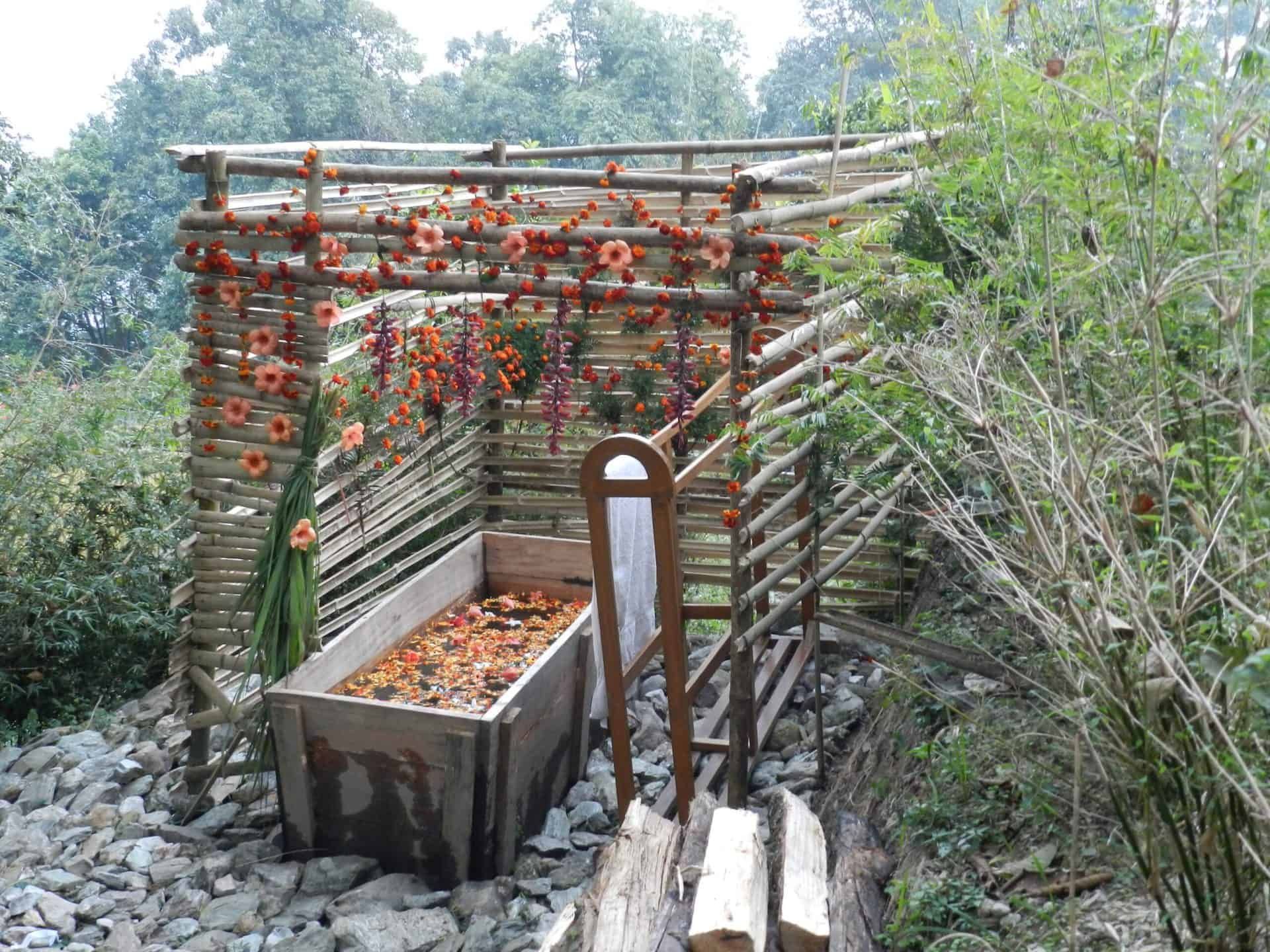 Bamboo Retreat Hotel - image "Traditional Hot Stone Bath" 41
