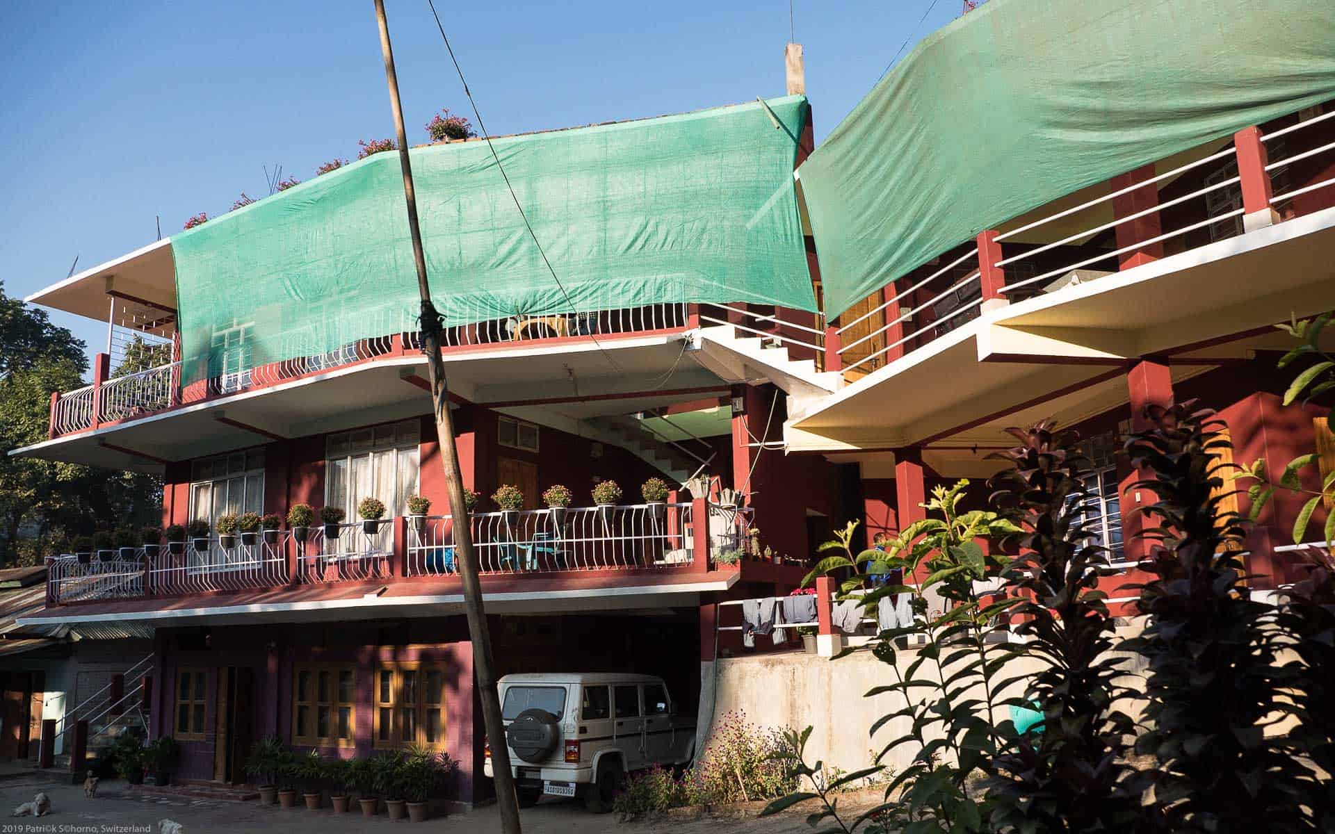 Bamboo Retreat Hotel - image "Nagaland - Reisebericht von Teeplantagen und dem Hornbill Festival - Informationen für die Indien Reise" 367